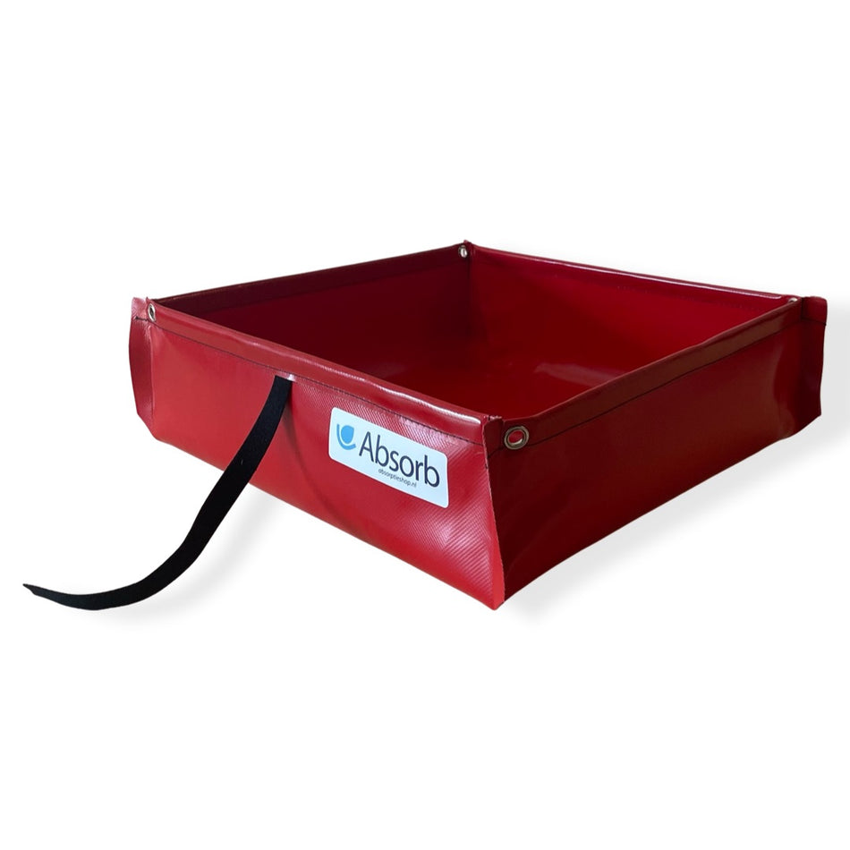 Handzaam oprolbaar lekbakje – onmisbaar voor klussen onderweg, opvang van olie- en koelvloeistoflekkages bij auto’s en machines.