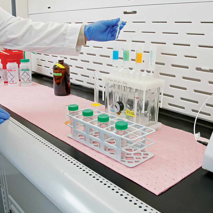 Lekkage vloeistoffen in het Lab? Koop hier absorptiedoeken, Absorptieshop.nl